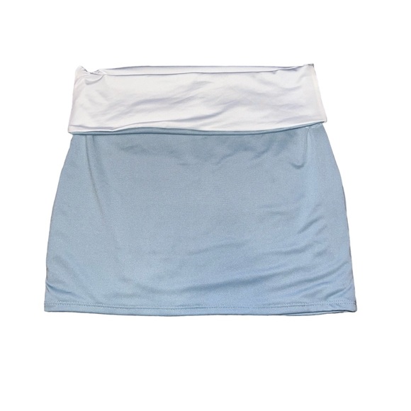 Fashion nova silky skirt size medium NWOT - Picture 2 of 6